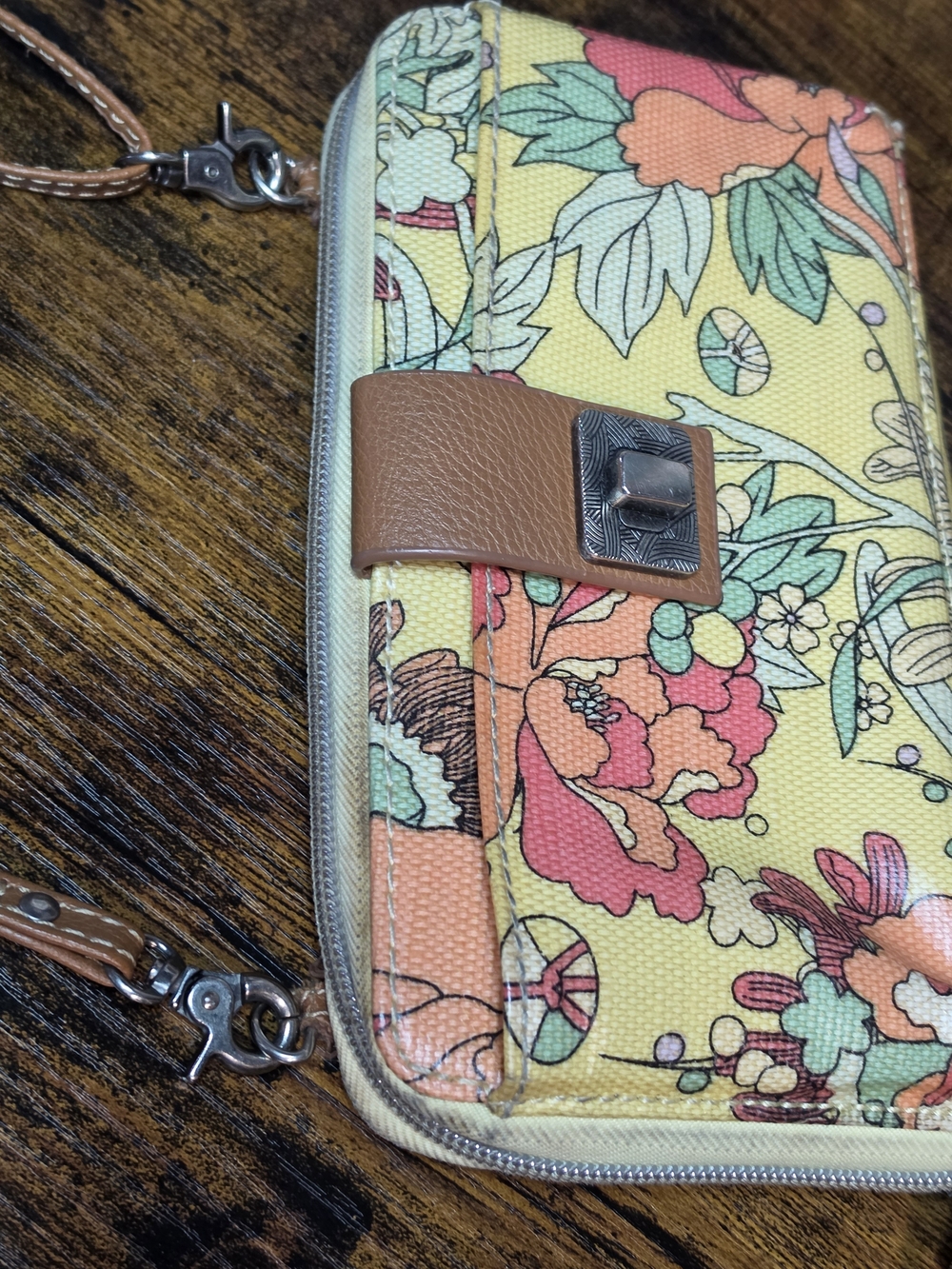 Sakroots Yellow Floral Crossbody Wallet with Tan Strap - Picture 5 of 12